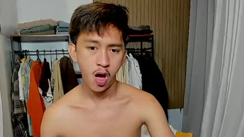 Snapshot of _xxhavefunwithme69_ chatting on July 2026 11:05:02 AM Andrei online show from July 2026 11:05:02 AM