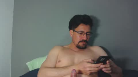 Snapshot of _yjesneth2011 chatting on October 2025 11:46:01 PM _yjesneth2011 online show from October 2025 11:46:01 PM