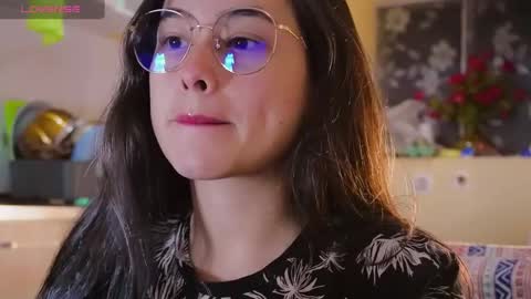 Snapshot of _your_little_nut chatting on January 2025 05:50:01 AM Macca and Ana online show from January 2025 05:50:01 AM