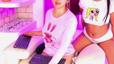 Snapshot of _your_little_nut chatting on February 2025 03:15:02 PM Macca and Ana online show from February 2025 03:15:02 PM