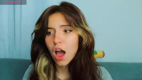 _yourcherrybomb online show from January 2025 05:51:02 AM