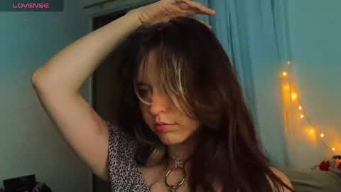 _yourcherrybomb online show from March 2025 02:55:02 AM