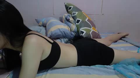 Snapshot of _yourmyonlyb_22 chatting on October 2025 10:49:02 PM cherry online show from October 2025 10:49:02 PM