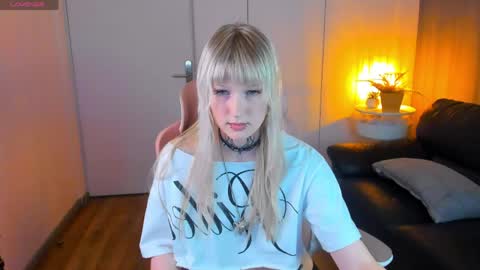 Emy online show from April 2026 06:50:01 PM