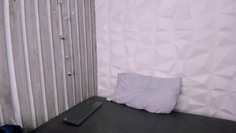 Snapshot of _zoecooper chatting on December 2025 11:39:02 AM _zoecooper online show from December 2025 11:39:02 AM