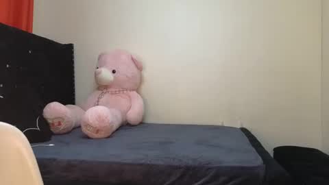 Zoilah online show from January 2025 03:45:02 AM