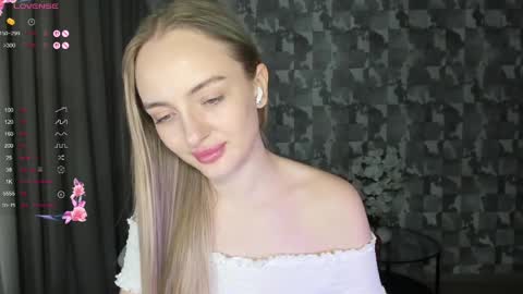 Adelina online show from March 2026 04:41:01 PM