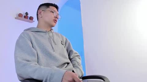 Snapshot of a_lejandro_08 chatting on February 2025 03:10:02 AM alejo online show from February 2025 03:10:02 AM