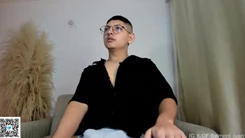 a_lejandro_0_8 online show from April 2026 05:00:02 AM
