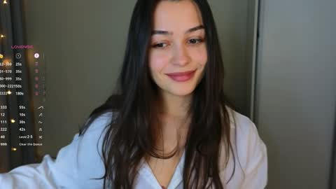 Mila and Jess online show from January 2025 04:08:02 PM