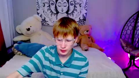 Kris Michael online show from July 2026 03:08:02 PM