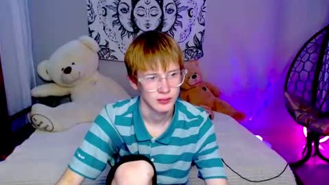 Kris Michael online show from July 2026 04:39:33 PM
