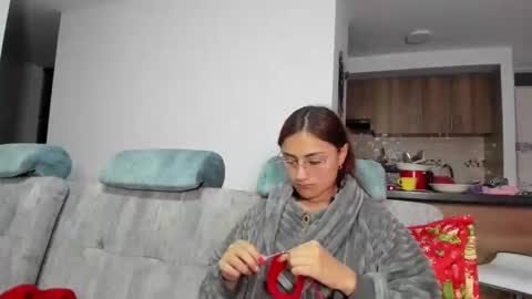 Snapshot of a_sexy_couple__ chatting on December 2024 11:36:02 PM A Sexy Couple online show from December 2024 11:36:02 PM