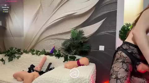Snapshot of aaalenska chatting on May 2026 10:26:02 PM call me a Goddess online show from May 2026 10:26:02 PM