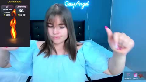 Snapshot of aabby_lee chatting on December 2024 03:33:02 PM Abby Lee online show from December 2024 03:33:02 PM