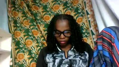 aadienne online show from June 2026 06:08:02 PM