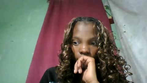 Snapshot of aadienne chatting on June 2026 04:18:02 PM aadienne online show from June 2026 04:18:02 PM