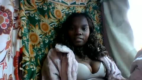Snapshot of aadienne chatting on July 2026 06:47:02 AM aadienne online show from July 2026 06:47:02 AM