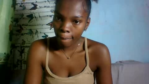 Snapshot of aadienne chatting on July 2026 06:31:01 PM aadienne online show from July 2026 06:31:01 PM
