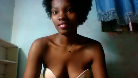 Snapshot of aadienne chatting on July 2026 05:50:02 AM aadienne online show from July 2026 05:50:02 AM