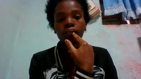 Snapshot of aadienne chatting on August 2026 05:42:02 AM aadienne online show from August 2026 05:42:02 AM