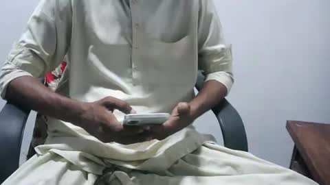 aakhan804 online show from May 2026 12:34:02 PM