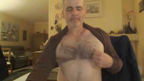 Aalex1717 online show from March 2025 04:24:02 AM