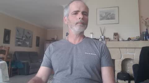 Aalex1717 online show from May 2026 10:44:02 AM
