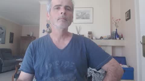 Aalex1717 online show from May 2026 10:44:01 AM