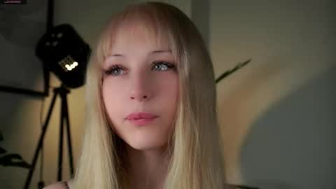 Snapshot of aameow chatting on November 2025 03:04:01 PM Amy online show from November 2025 03:04:01 PM