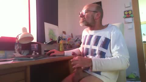 Amigo68 online show from December 2024 10:34:02 AM