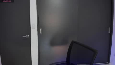 Snapshot of aandreamartinez1 chatting on October 2025 02:45:01 AM andrea online show from October 2025 02:45:01 AM