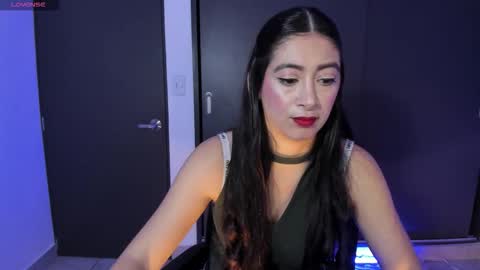 Snapshot of aandreamartinez1 chatting on December 2025 02:31:02 AM andrea online show from December 2025 02:31:02 AM