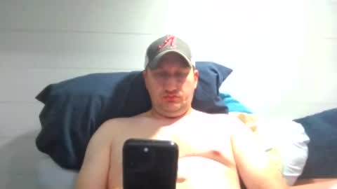 Snapshot of aaron021480 chatting on July 2026 05:04:02 AM aaron021480 online show from July 2026 05:04:02 AM