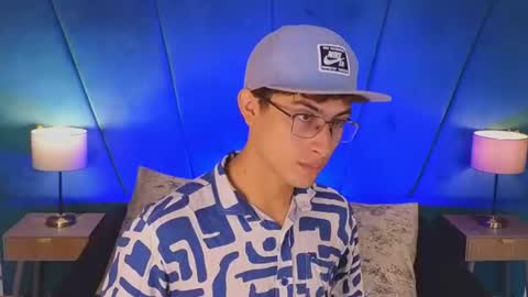 Aaron Ezequiel online show from July 2026 01:42:02 PM