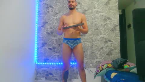 Snapshot of aaron_kwok28 chatting on December 2024 04:34:02 AM Aaron kwok online show from December 2024 04:34:02 AM