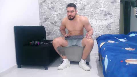 Snapshot of aaron_kwok28 chatting on March 2025 02:39:01 AM Aaron kwok online show from March 2025 02:39:01 AM