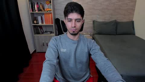 Aaron online show from December 2024 07:53:02 PM