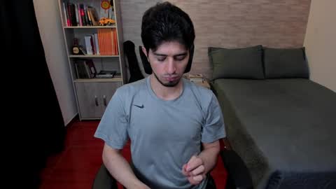 Aaron online show from February 2025 07:46:01 PM