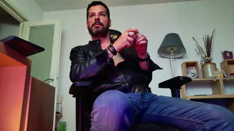 Aaron online show from June 2026 05:26:01 PM