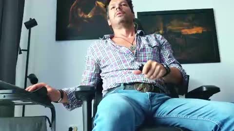 Aaron online show from July 2026 07:45:02 AM