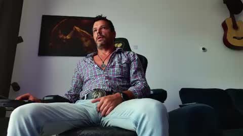 Aaron online show from July 2026 04:28:02 AM
