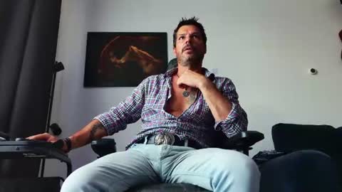 Aaron online show from July 2026 07:15:02 AM