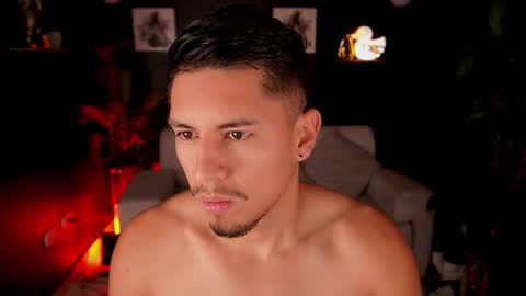 AARON  online show from September 2025 01:16:01 PM