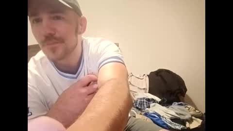 aaronshere888888 online show from April 2026 04:59:01 AM