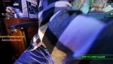 Snapshot of aaronskeetman chatting on January 2025 01:40:01 PM Aaron Skeetman online show from January 2025 01:40:01 PM