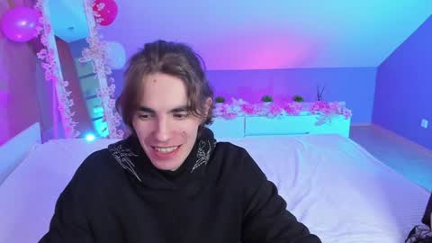 Fiona and Harry online show from January 2025 08:07:02 PM