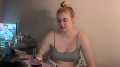 Snapshot of ababyy2901 chatting on October 2025 06:17:01 AM ababyy2901 online show from October 2025 06:17:01 AM