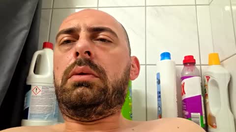 Snapshot of abas1986 chatting on April 2026 09:37:01 AM abas1986 online show from April 2026 09:37:01 AM