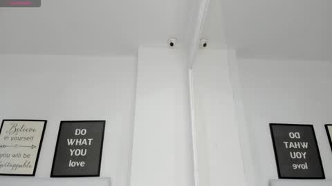 Snapshot of abbey_walker chatting on February 2026 11:05:02 AM abbey_walker online show from February 2026 11:05:02 AM